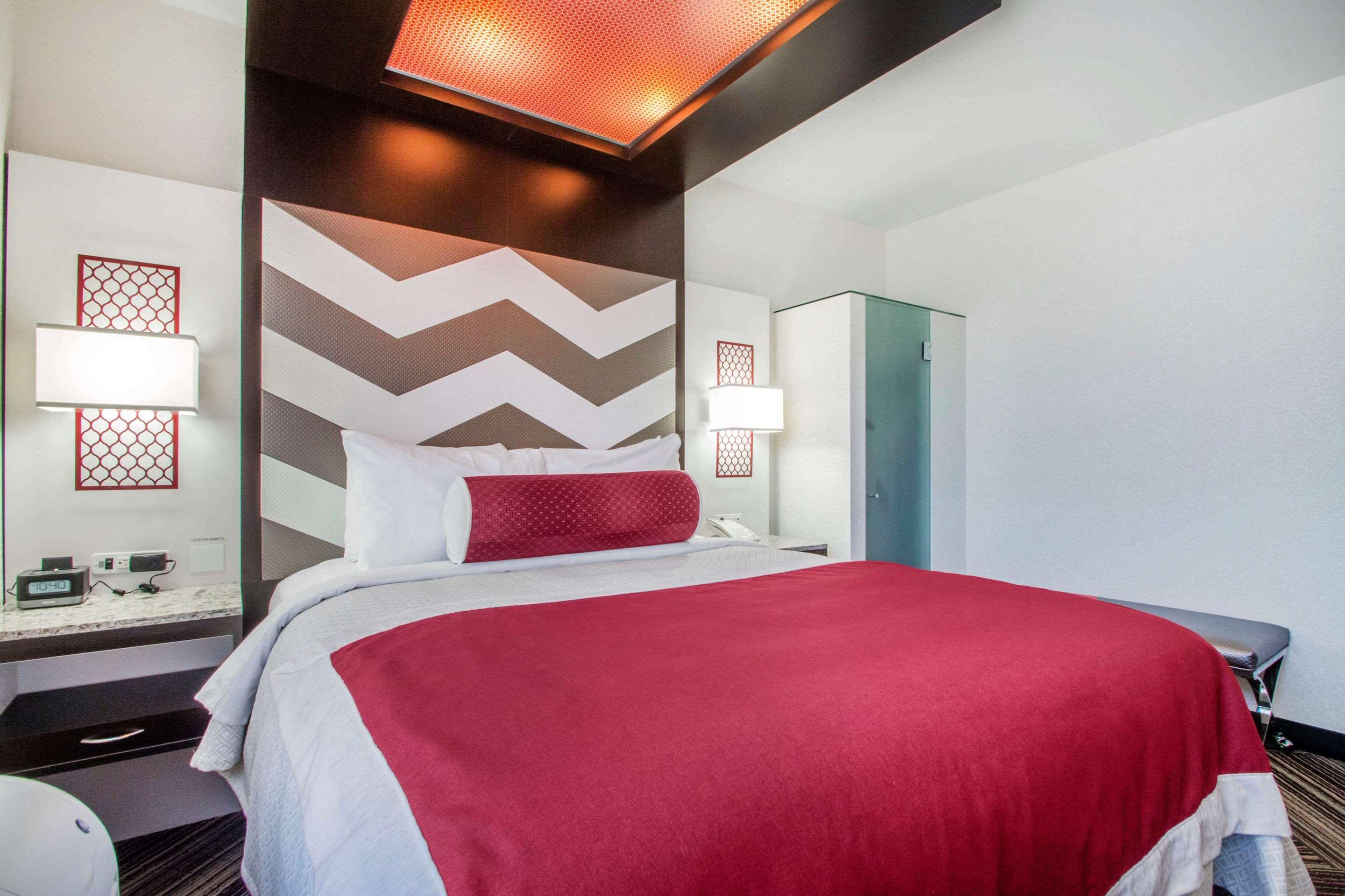 The Vue Hotel, Ascend Hotel Collection New York Exterior photo