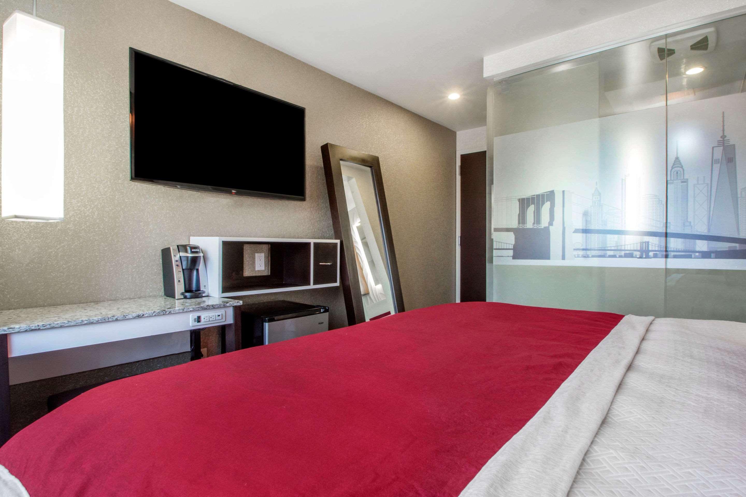 The Vue Hotel, Ascend Hotel Collection New York Exterior photo