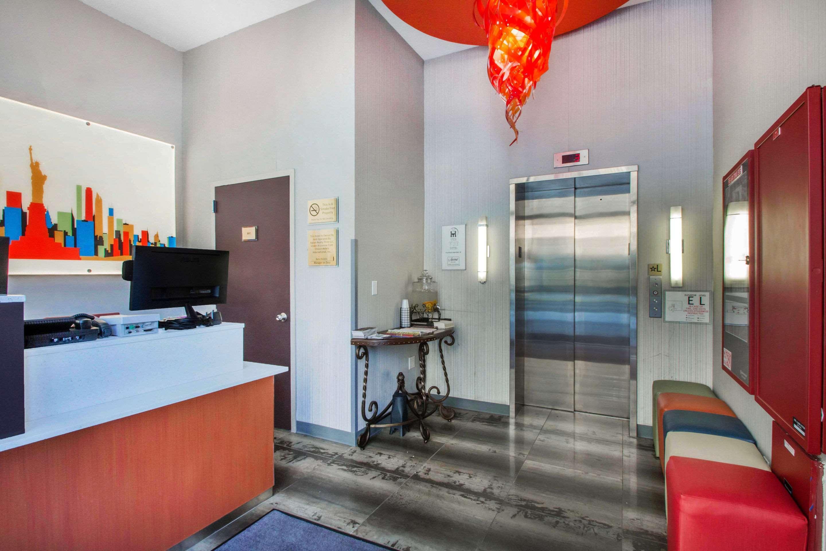 The Vue Hotel, Ascend Hotel Collection New York Exterior photo